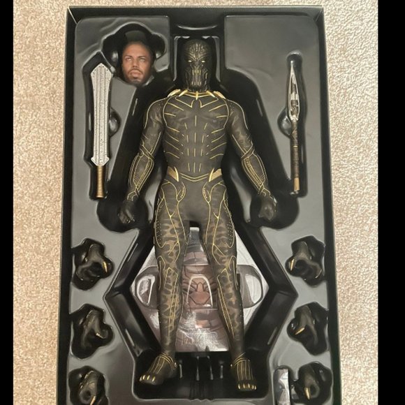 Hot Toys Bundle!! - Picture 7 of 8